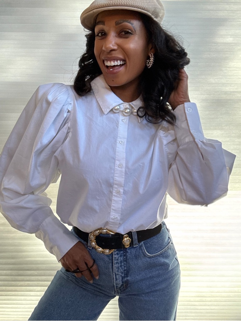 DANIELLE BERNSTEIN White Puff-Sleeve Pearl-Accent Button Down